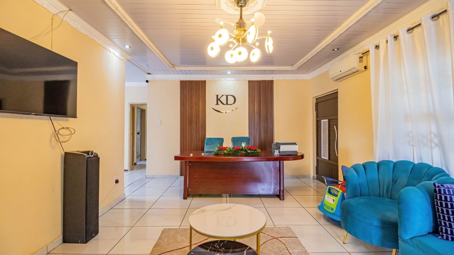 7 Bedroom Property for Sale in Mogwase Unit 4 North West
